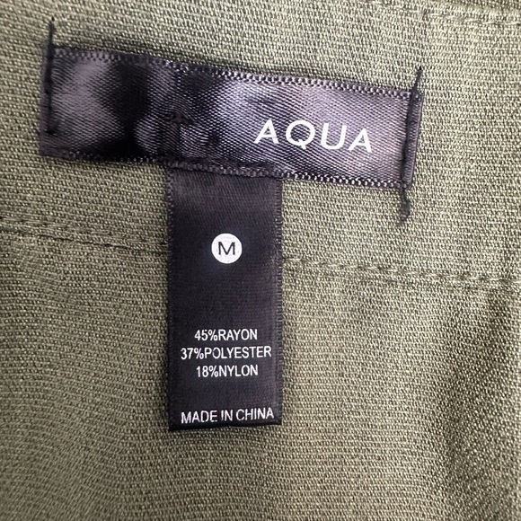 Aqua Tiered Button Up Midi Dress. Size Medium. - Picture 5 of 6